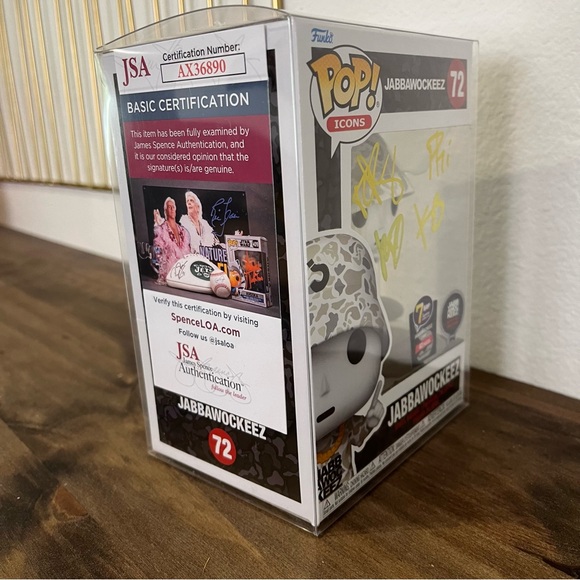 Funko! JABBAWOCKEEZ #72 7BAP LE40 Exclusive 3 STACKS WHITE CAMO Autographed JSA - Picture 4 of 8
